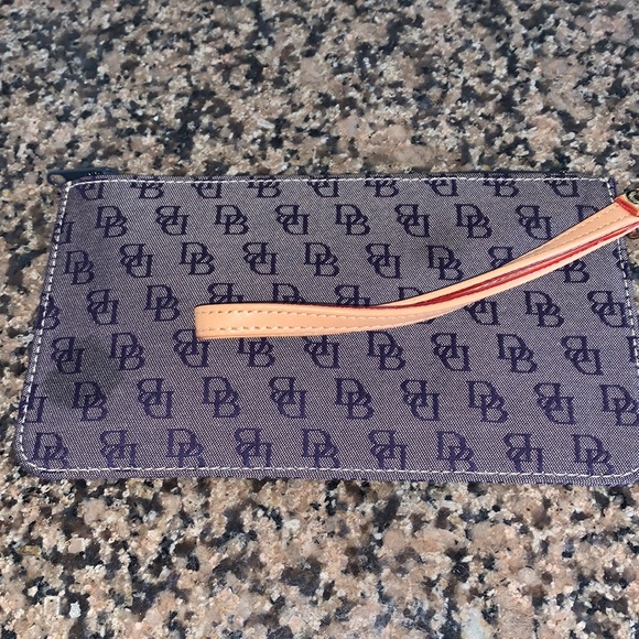 Dooney & Bourke Wristlet with ID Card - Picture 2 of 10